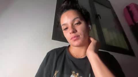Maia  online show from June 25, 11:50 pm