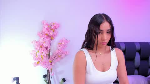 Maily  online show from April 4, 7:56 pm