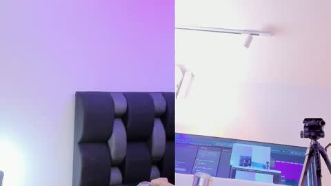 Maily  online show from March 15, 8:11 pm