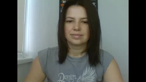 make_mesmile online show from March 27, 8:26 am