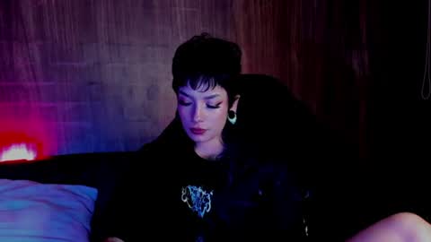  online show from June 18, 12:34 am