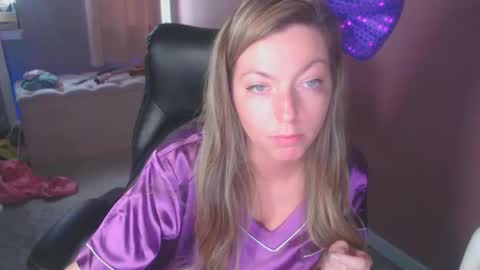 MandyBabyXXX online show from March 7, 10:39 pm