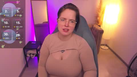 manic_pixie_ online show from March 19, 3:49 pm