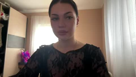 Julia online show from April 21, 7:15 am