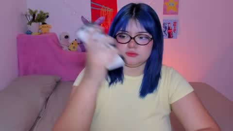 danna online show from July 3, 5:24 am