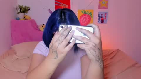 danna online show from June 25, 11:23 am
