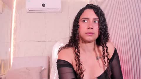 Marelyn online show from March 25, 11:46 am