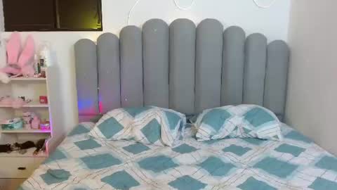marenka  online show from June 22, 3:25 am