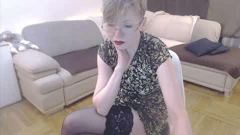 Mari online show from April 10, 10:54 am