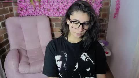 Maria online show from April 7, 8:00 pm