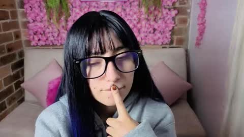 Maria online show from March 19, 7:29 pm