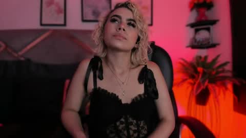 Marian online show from April 7, 7:05 pm