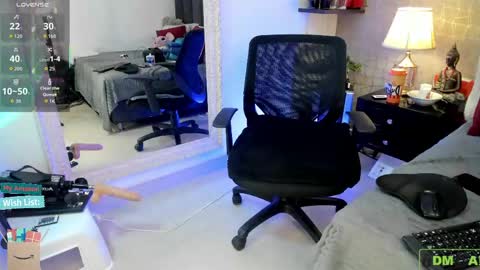 Mar y online show from April 10, 2:45 pm