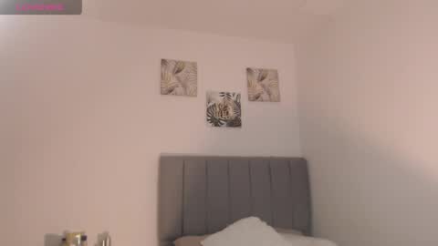 Mariana online show from June 9, 10:20 pm