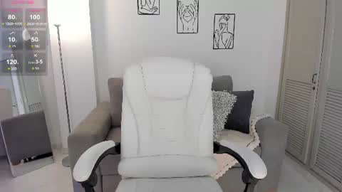 Mariana Silva online show from July 27, 9:56 pm