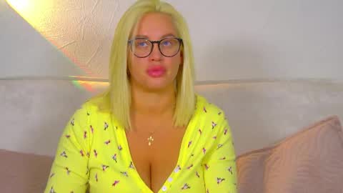 Maria online show from May 28, 7:06 am