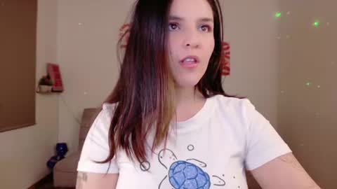 mariangeel_ online show from June 11, 12:54 am