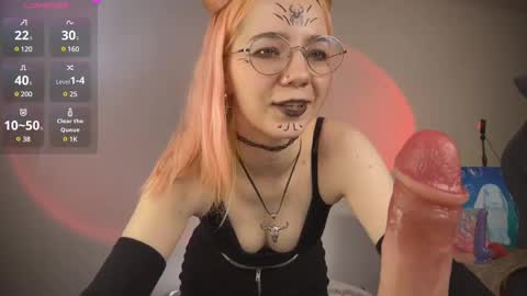 Mariel Gold online show from March 12, 5:13 am