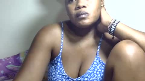 Marie online show from August 6, 12:50 am