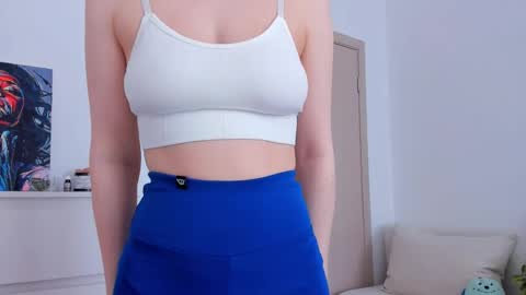 Marilina online show from April 1, 7:42 am