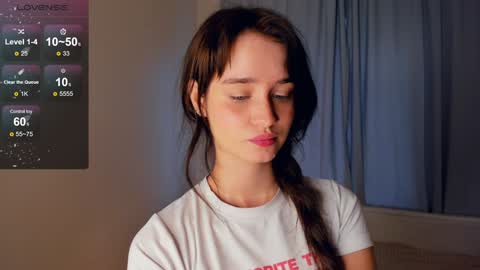 Alivia. online show from February 1, 7:15 am