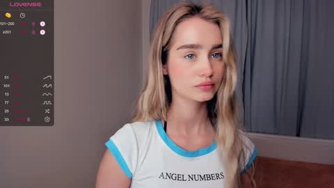 Alivia. online show from December 3, 6:13 am