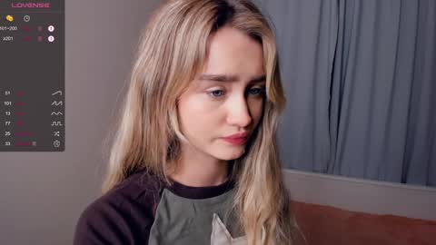 Alivia. online show from December 16, 6:10 am