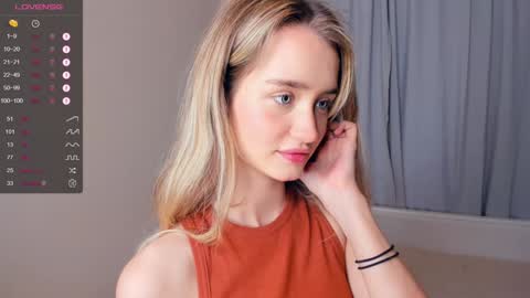 Alivia. online show from December 30, 6:20 am