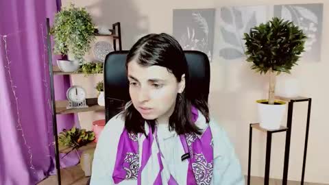 martaedams online show from March 25, 6:38 am