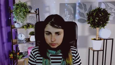 martaedams online show from April 15, 7:20 am