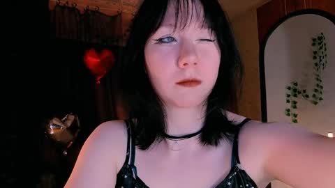 Nancy online show from April 16, 9:39 pm