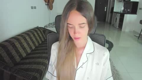 Mary Jane online show from April 8, 7:10 am