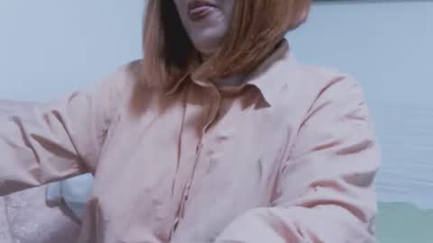 marycrazy2025 online show from April 28, 1:36 am