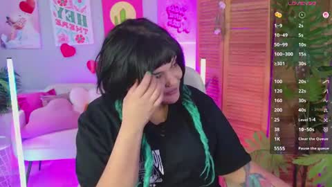 Mary online show from July 16, 1:59 pm