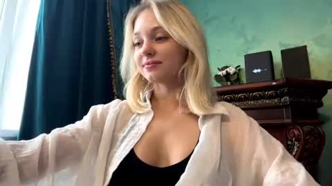 Eva  1st day online show from July 7, 7:23 am