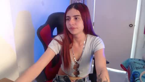 maxinesex_ online show from April 13, 1:34 pm