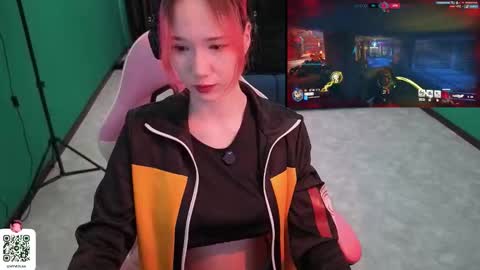 Maya Viola online show from March 6, 5:57 am