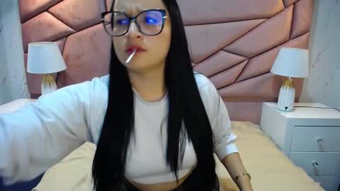 Megan3 online show from October 10, 2:55 pm