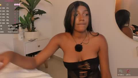 megan_brunette2 online show from May 16, 1:52 am