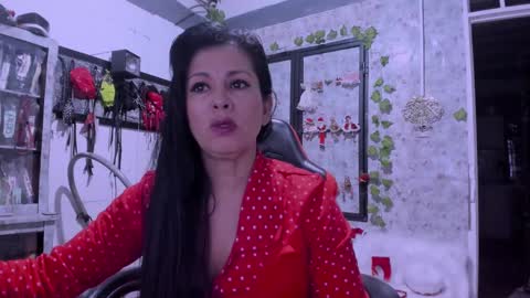 megan grace 20 online show from December 14, 12:01 pm