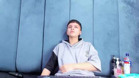 megan_thompsonn_ online show from March 21, 3:00 am