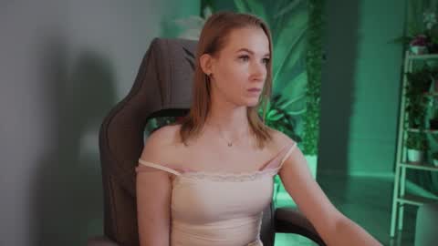 megan online show from May 28, 1:58 am