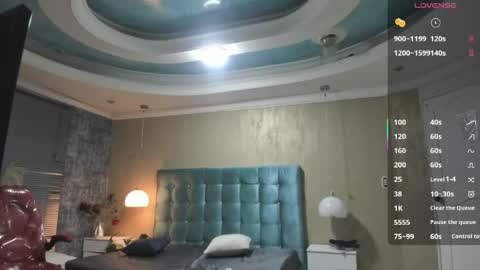        online show from April 7, 12:40 pm