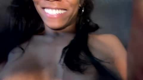 melaninmelanix online show from June 1, 5:25 pm