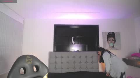 melanny_petite online show from May 27, 1:08 pm