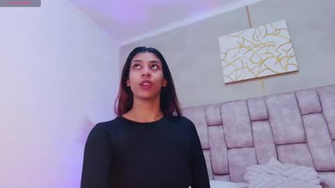 Melany online show from May 4, 1:15 pm