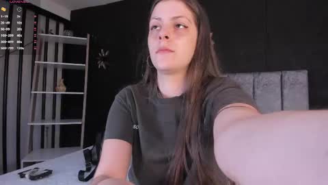 Melissa online show from July 2, 1:28 pm