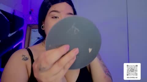 Lissa  online show from April 11, 7:06 pm