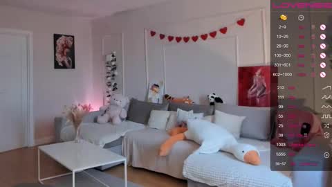 melissamiles online show from March 25, 2:53 pm