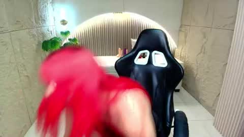 melody_clum online show from June 26, 1:45 pm